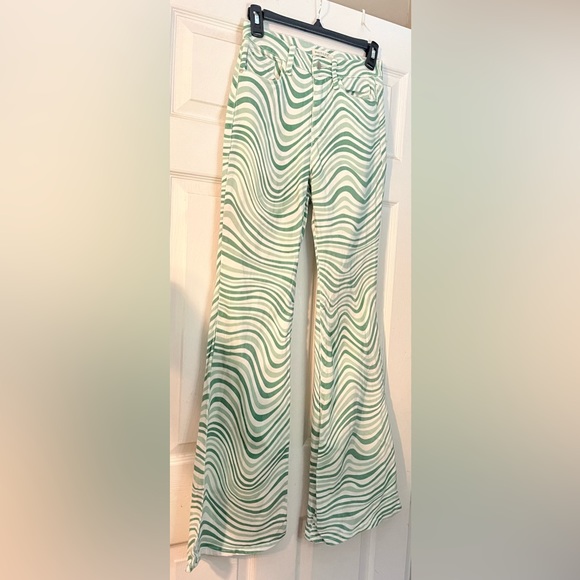 Machine Green Swirl High-Waisted Flare Jeans Size 3 - Picture 4 of 12